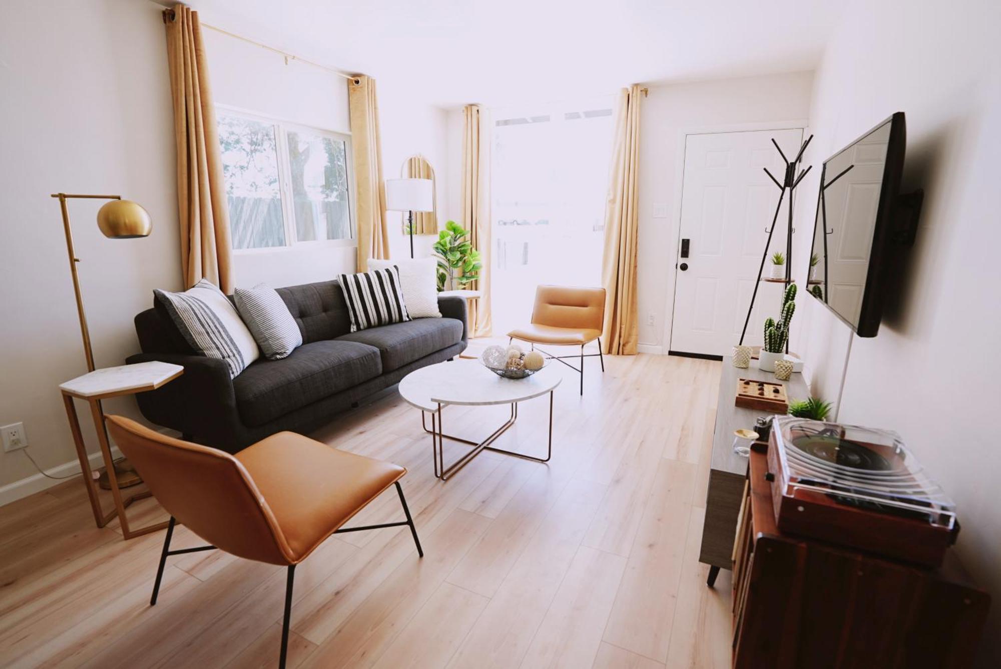 Centrally Located! Remodeled! Huge Backyard! The White House Albuquerque Zewnętrze zdjęcie